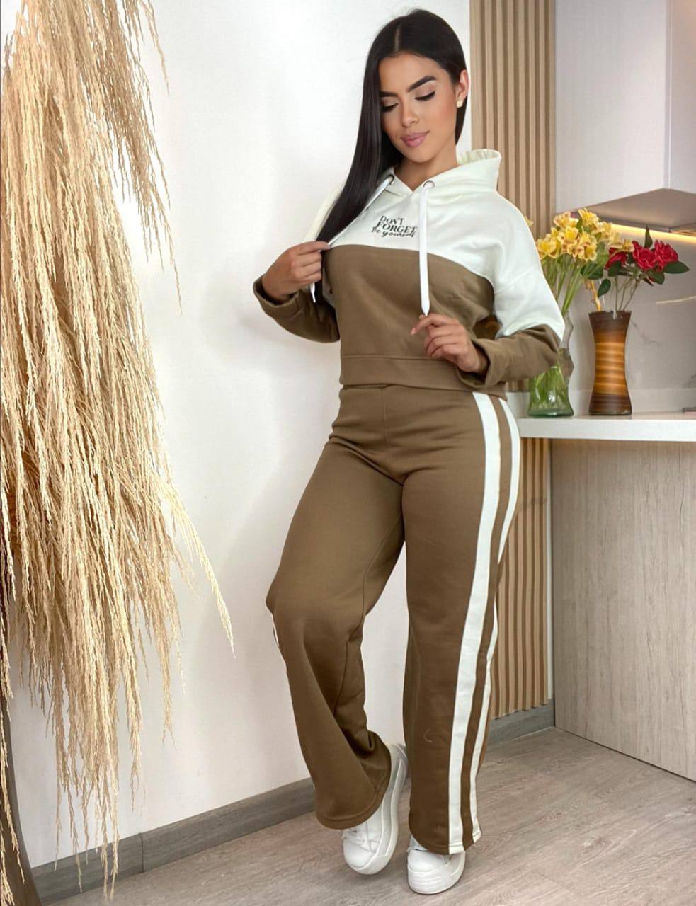 gid://shopify/MediaImage/24692651819102